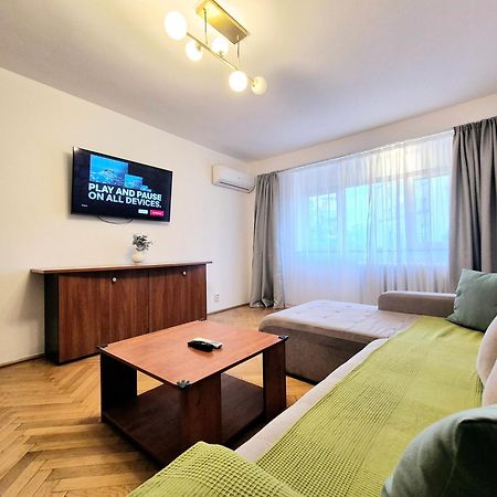 Tranquil Unirii Residence - Elegant & Spacious Living With Parking Steps From Parliament Bukarest Exteriör bild