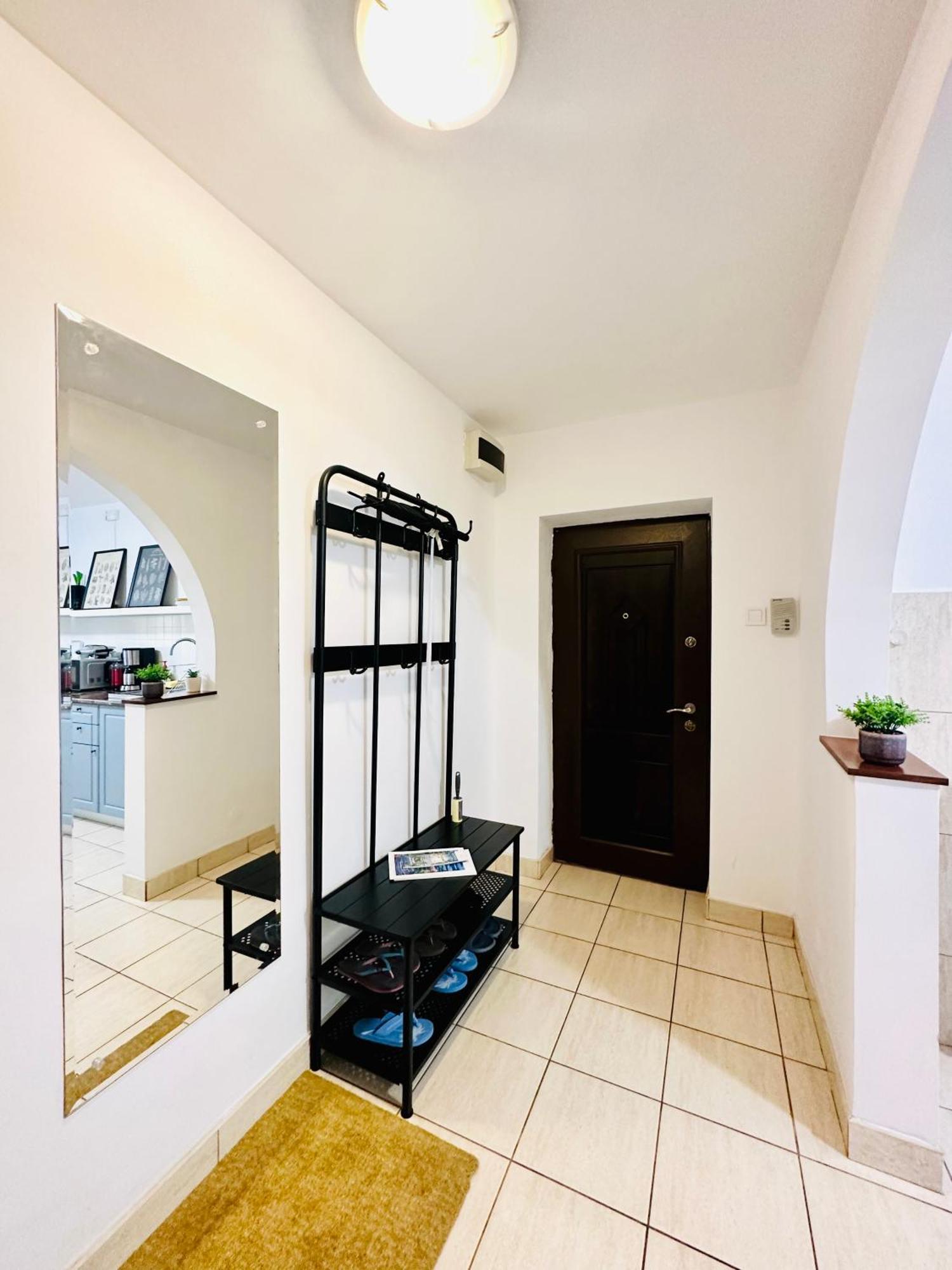 Tranquil Unirii Residence - Elegant & Spacious Living With Parking Steps From Parliament Bukarest Exteriör bild