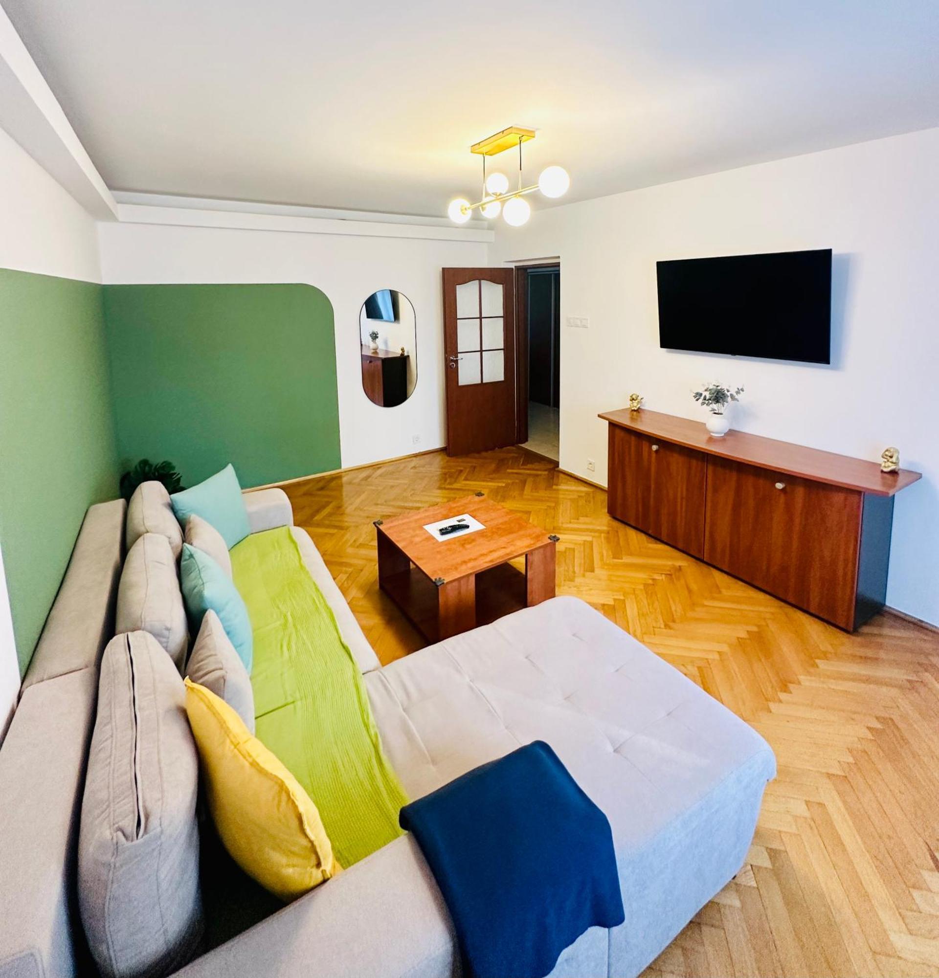 Tranquil Unirii Residence - Elegant & Spacious Living With Parking Steps From Parliament Bukarest Exteriör bild