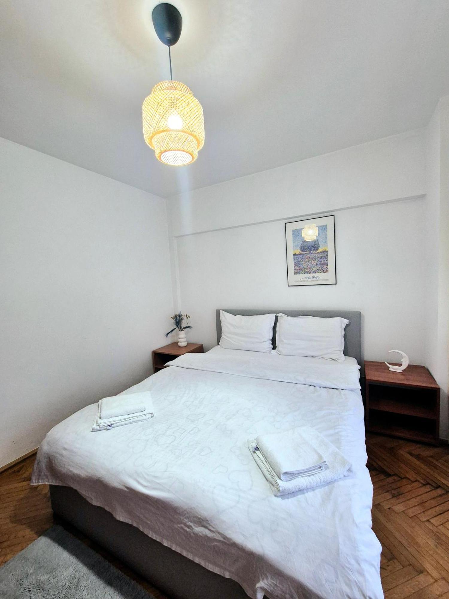 Tranquil Unirii Residence - Elegant & Spacious Living With Parking Steps From Parliament Bukarest Exteriör bild